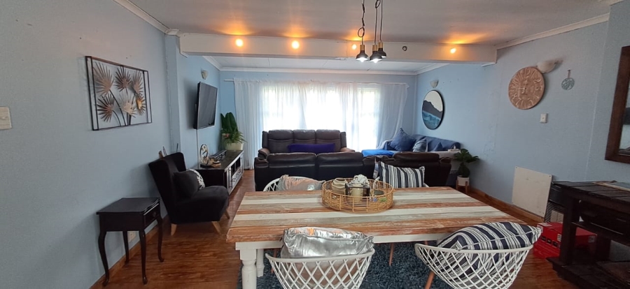 3 Bedroom Property for Sale in Cambridge West Eastern Cape